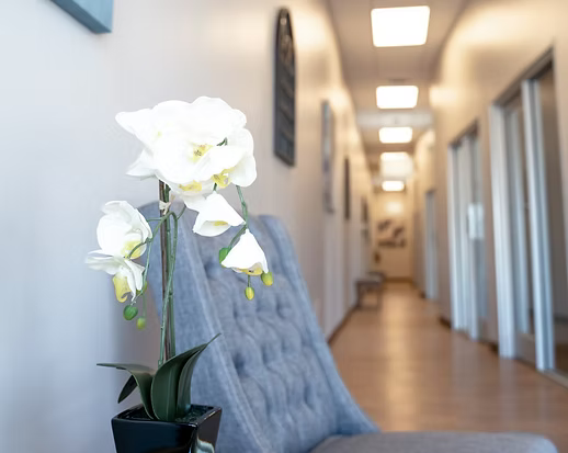 The salon hallway